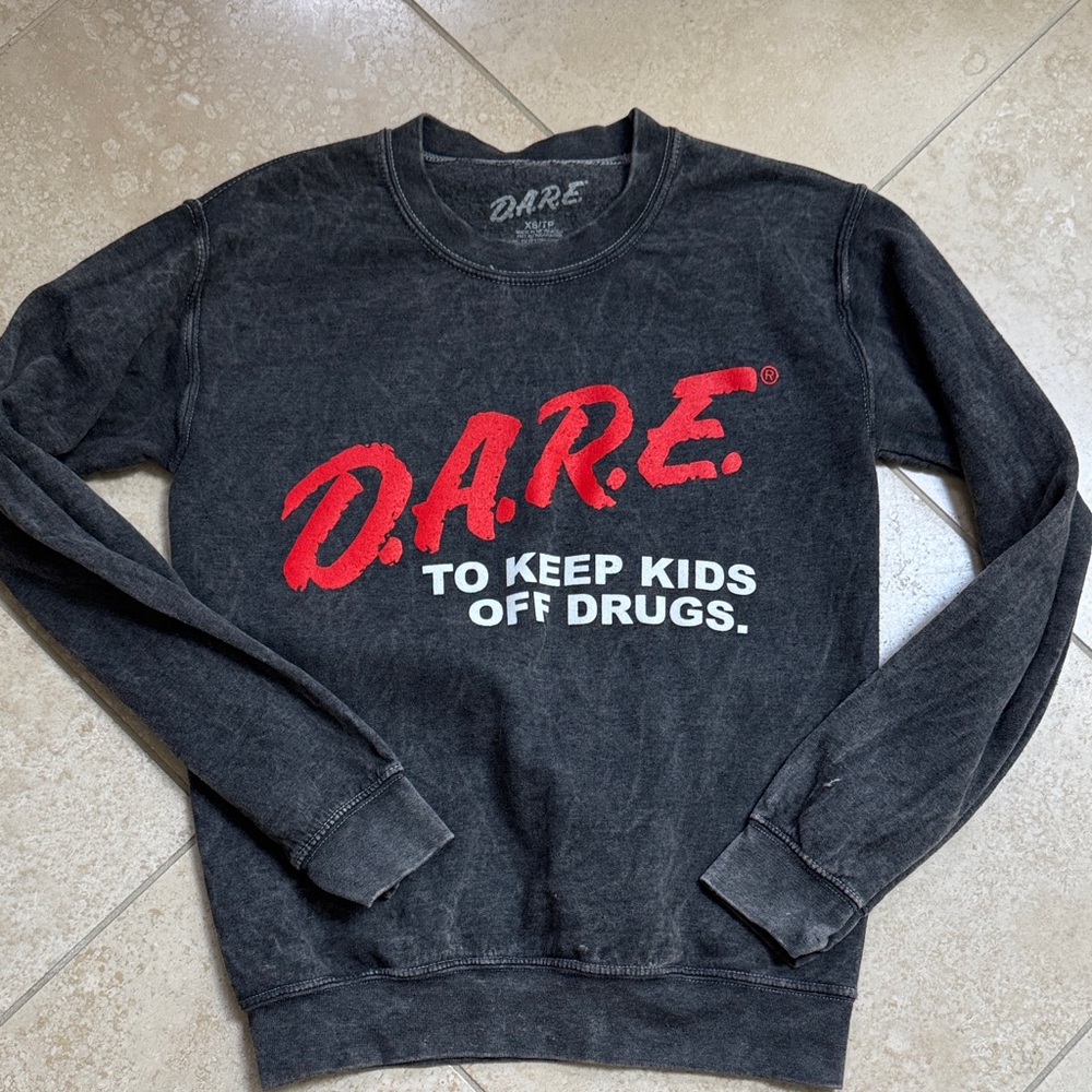 Dare sweatshirt
